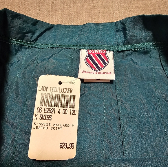 VINTAGE 90s K Swiss Pleated Tennis skirt sz 12 NWT - Picture 4 of 5